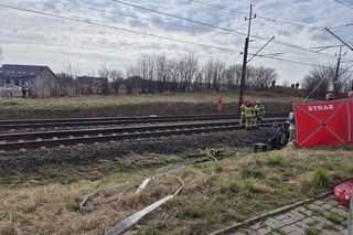 Tragedia na przejeździe kolejowym pod Iławą. Nie żyją dwie osoby