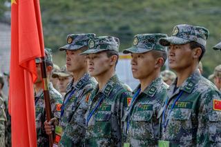 Studenci i uczniowie objęci obowiązkowymi szkoleniami wojskowymi? Chiny chcą promować świadomość obrony narodowej