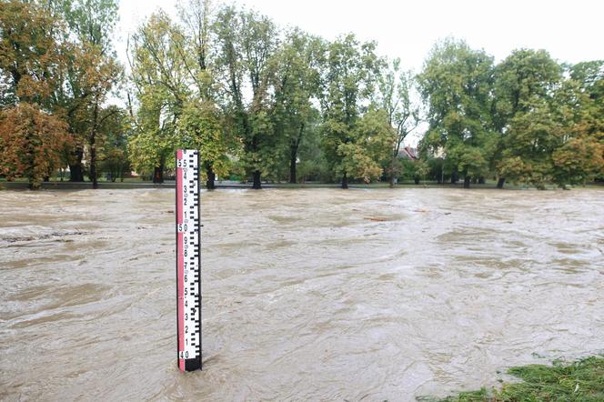 Powódź w Polsce. Sytuacja jest coraz trudniejsza