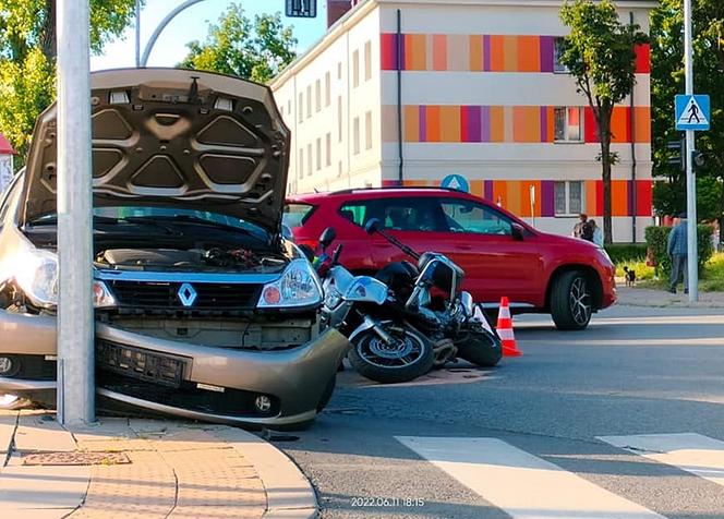 Wypadek policjanta w Piekarach Śląskich. Jechał motocyklem