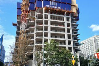 Wieżowiec Upper One w Warszawie w budowie