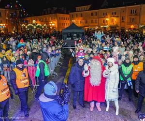 Mikołaj z Rovaniemi odpalił w Białymstoku świąteczne iluminacje