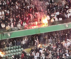 Kibice Legii podpalili sobie stadion 