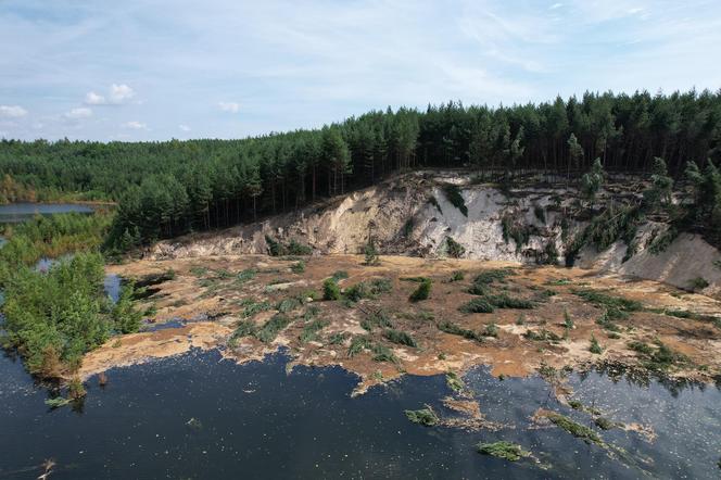 To tajemnicze miejsce w Małopolsce wygląda baśniowo. Nie wolno tam wchodzić! "To nie są Malediwy"