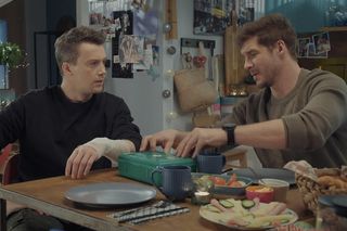 M jak miłość odc. 1865. Jakub Karski (Krzysztof Kwiatkowski), Marcin (Mikołaj Roznerski)