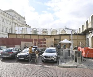 Kultową „Lalkę” kręcą przy Koperniku