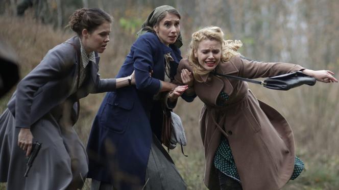 Wojenne dziewczyny 4, odcinek 42: Straszny koniec akcji Ewy, Marysi i Irki na wiadukcie! Czarna wpadnie w pułapkę Niemca - ZWIASTUN