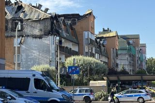 Pożar w Ząbkach. Zdjęcia bloku dzień po tragedii