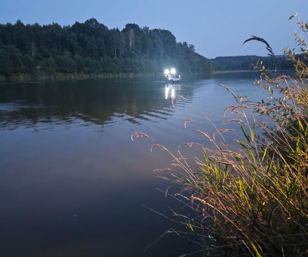 Tragiczny finał poszukiwań mężczyzny, który zniknął pod wodą w Skrzyszowie. Służby odnalazły jego ciało