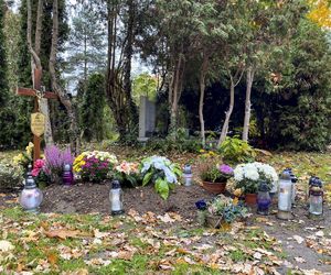 Grób matki Mateusza Morawieckiego