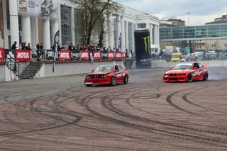 Poznań Motor Show 2024: Tak wyglądają pokazy driftu