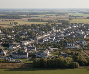 Opatowiec to najmniejsze miasto w Polsce. Dlaczego jego mieszkańcy zaskakują?