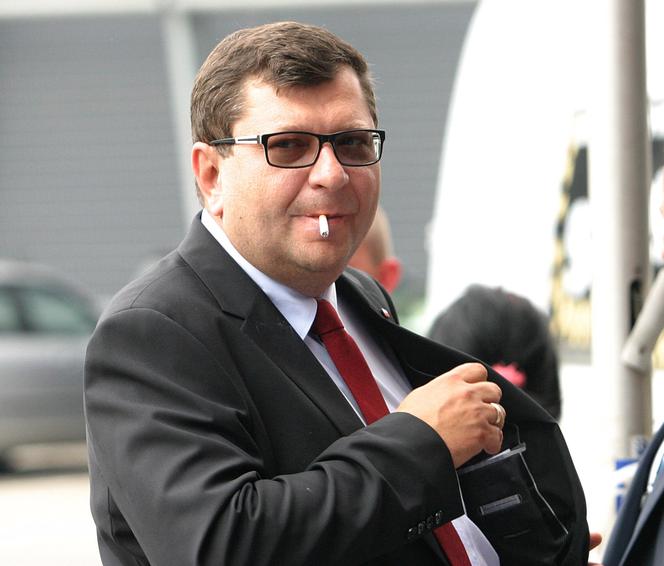 ZBIGNIEW STONOGA NIE POSTAWIŁ STOPY W PROKURATURZE.