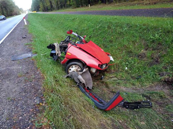 Suchowolce: Wypadek na DK 66. Jedna z osobówek rozpadła się na pół [ZDJĘCIA]