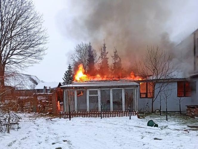 Pożar Domu Gościnnego w Dzięciołówce [10.01.2021]