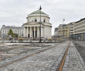 Zaasfaltują Plac Trzech Krzyży żeby go za kilka lat znów rozkopać 