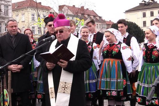 Biskup Jan Tyrawa nie jest już biskupem bydgoskim