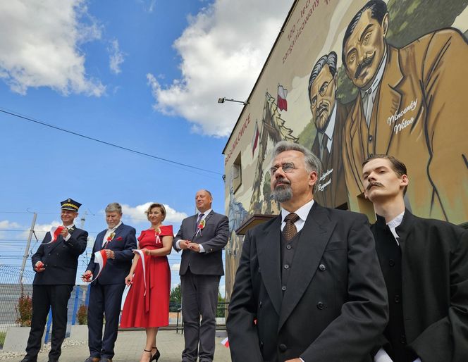 Bogumiłowice. Nowy mural hołdem dla Reymonta i Witosa