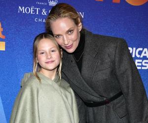 Uma Thurman się nie starzeje! 53-letnia gwiazda olśniewa na czerwonym dywanie