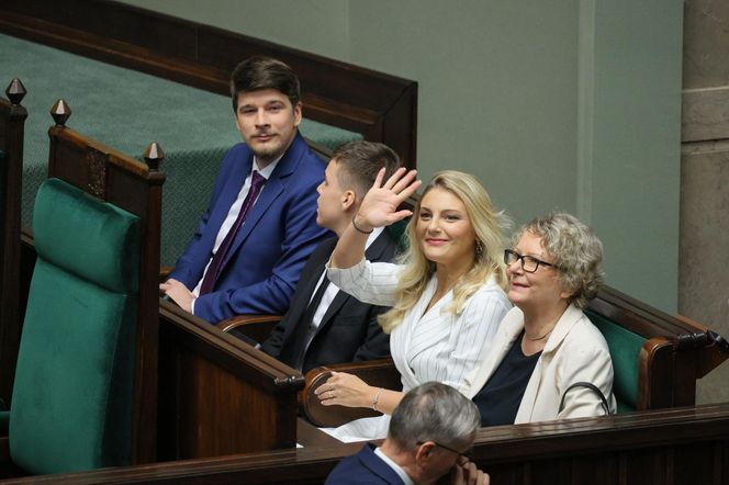 Rodzina Karola Nawrockiego na zaprzysiężeniu 