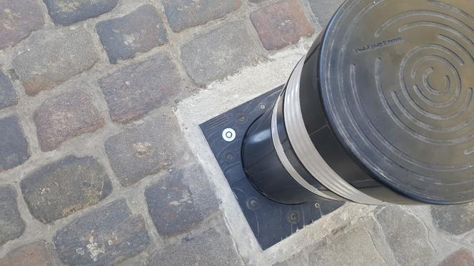 Nowa organizacja ruchu w centrum Bydgoszczy. Służby ratunkowe mają specjalne klucze