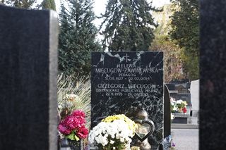 Tak wyglądają groby Zapasiewicza, Tyma, Kołaczkowskiej, Stoparczyk