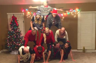 Ta rodzina wie, jak obchodzić Boże Narodzenie. Ich świąteczna choreografia to hit internetu