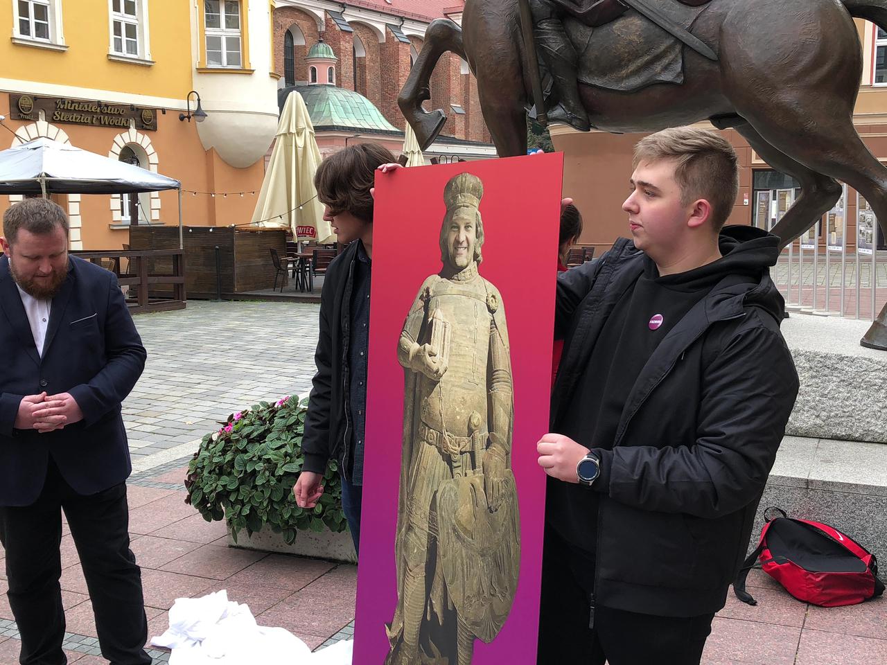 Razem Opolskie zaprojektowało pomnik prezydenta Opola