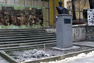 Zabytkowa mozaika Otto Schiera odzyska dawny blask? Los dzieła wciąż niepewny