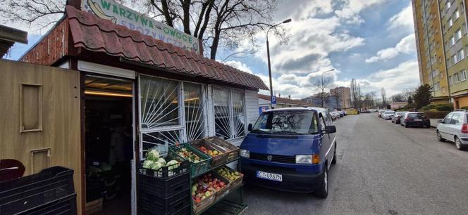 Mordercza wojna dyskontów. Toruńskie warzywniaki tylko na niej zyskują!