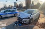 Olsztyn. Wypadek na skrzyżowaniu Dworcowej z Żołnierską. Kierowca nie miał prawa jazdy [ZDJĘCIA]