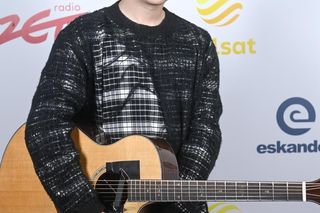 Marcin Patrzałek zachwycił w amarykańskim Mam talent. Teraz wydał debiutancki krążek