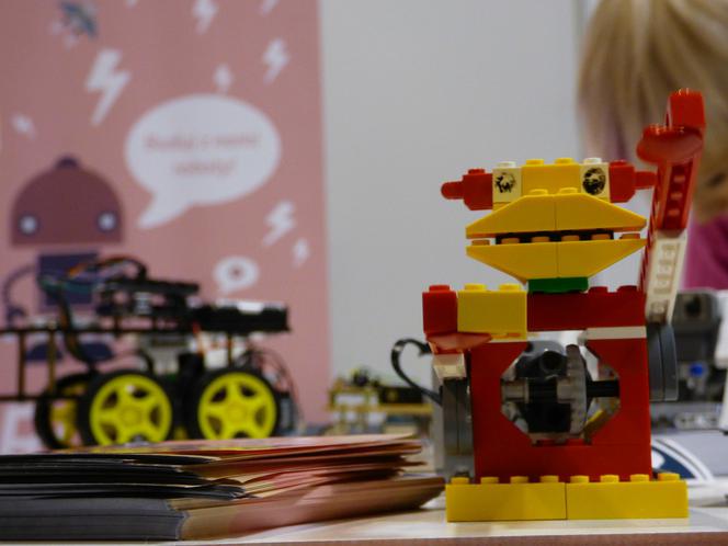 Uczniowie zbudowali robota z LEGO
