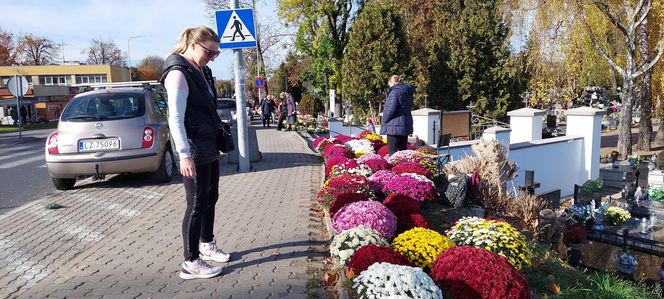 Przygotowania do Wszystkich Świętych Zamość