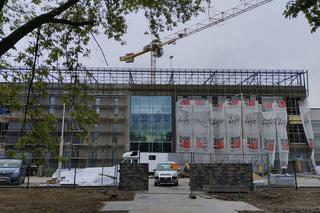 Igrzyska Europejskie 2023. Tarnów walczy z czasem przy budowie stadionu w Mościcach