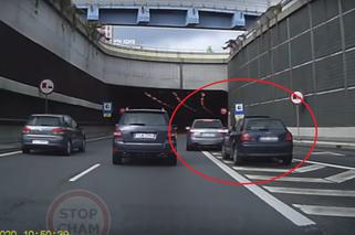 Katowice: Niebezpieczne manewry dwóch kierowców Audi tuż przed tunelem. O co im chodziło? [WIDEO]