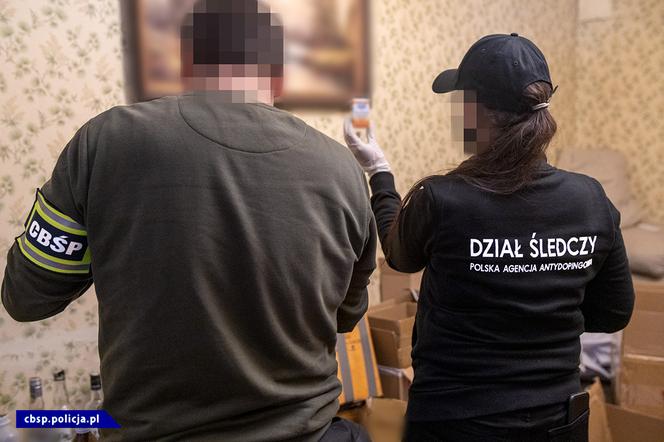 CBŚP zatrzymało na Śląsku handlarzy sterydami