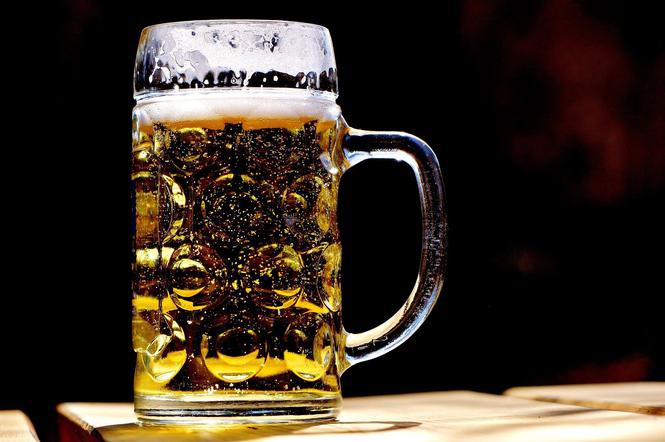 Polacy odwracają się od piwa
