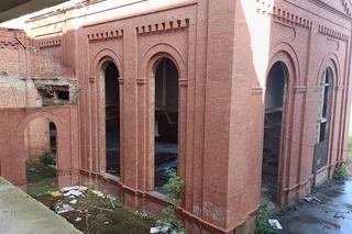 Niedokończony hotel w centrum Sosnowca