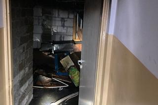Pożar w bloku przy ul. Barszczańskiej w Białymstoku [22.02.23]