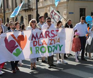 Marsz dla Życia i Rodziny pod hasłem „Dzieci Przyszłością Polski” przeszedł przez centrum Lublina