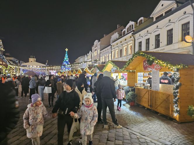 Świąteczne Miasteczko 2024 w Rzeszowie