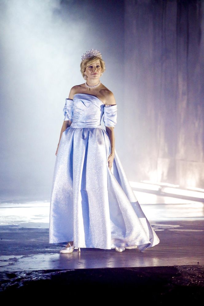 Dramat Kożuchowskiej! Szpilki zamieniła na but ortopedyczny. Co się stało?