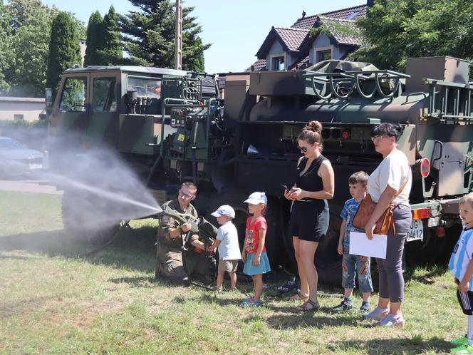 Piknik wojskowy w Kochanowicach