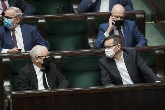Jarosław Kaczyński w drodze do sejmu