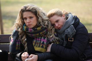 Przyjaciółki 5 sezon odc. 60. Patrycja (Joanna Liszowska), Anka (Magdalena Stużyńska)
