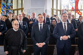 Duda razem z Nawrockim odwiedzili Toruń. Szczególny cel podróży -- 