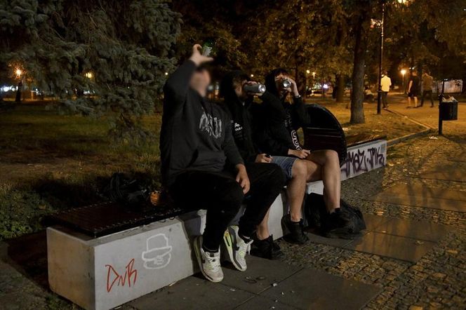 alkohol nocą w Warszawie