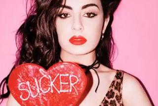 Charli XCX z Ritą Orą w nowej wersji utworu Doing It. Zapowiedź klipu na ESKA.pl [VIDEO]