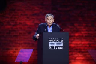 Zmari politycy, wojskowi i duchowni.